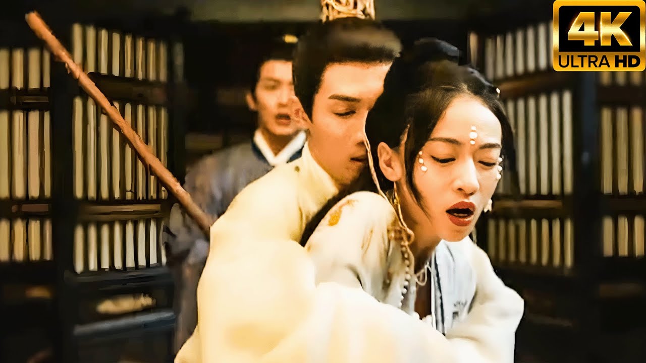 灰姑娘被渣男前夫玷污，霸道王爷及时赶到还她清白！💗#cdrama #zhaolusi