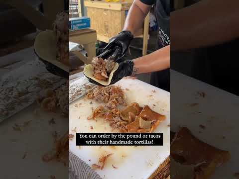 Video thumbnail: ✨HOUSTON, 🔥THE BEST CARNITAS 🔥 #shorts #trending #youtube #food #houston #foodblogger #foodie