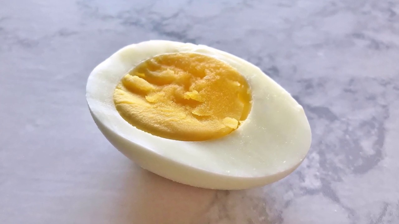 Easy Peel Hard Boiled Eggs  Serena Bakes Simply From Scratch