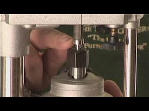 Wood Routers : Using a Pattern-Cutting Router Bit