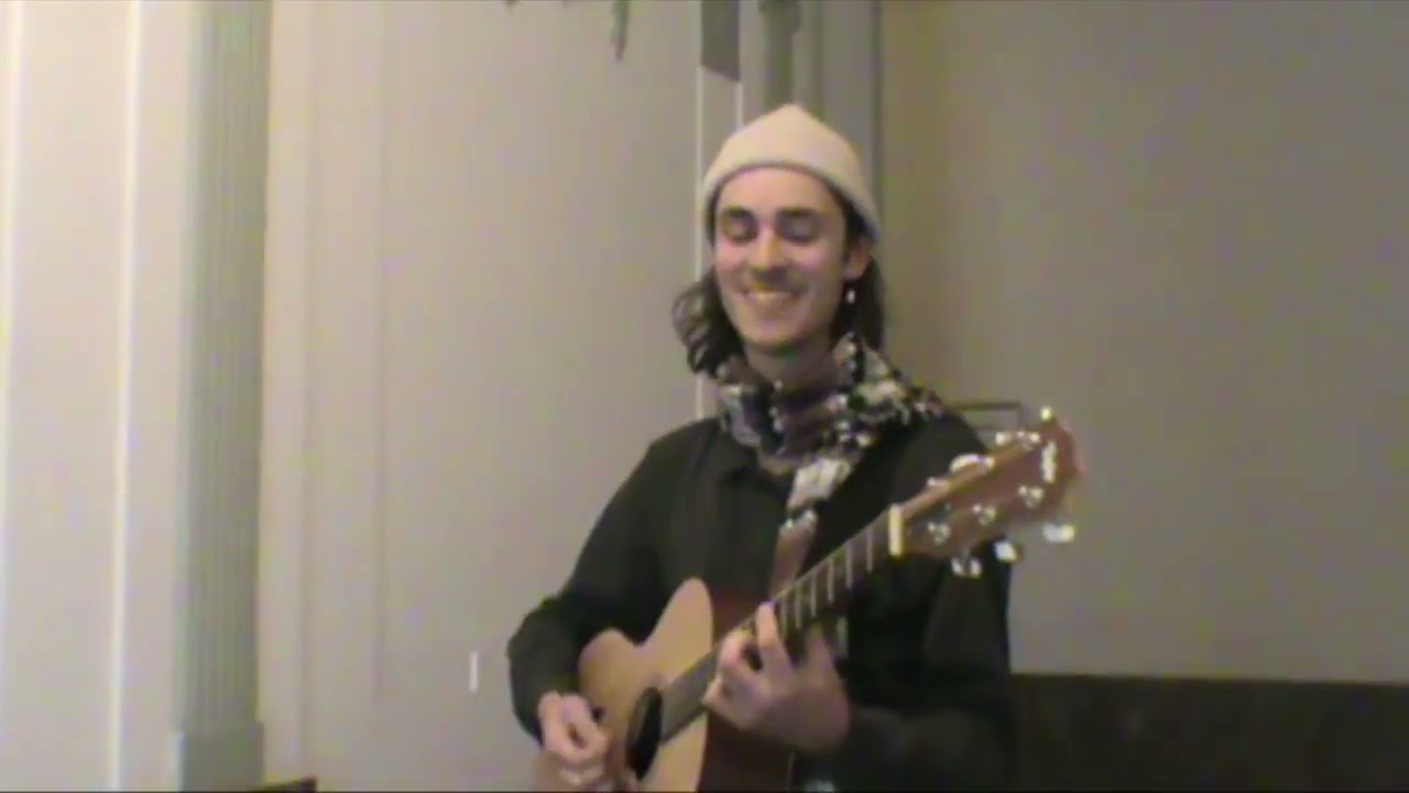 Iskander Moens - Shatter Me (berlin hallway version)