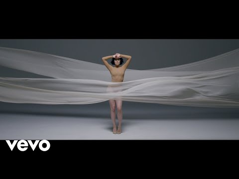 Jessie J - Queen