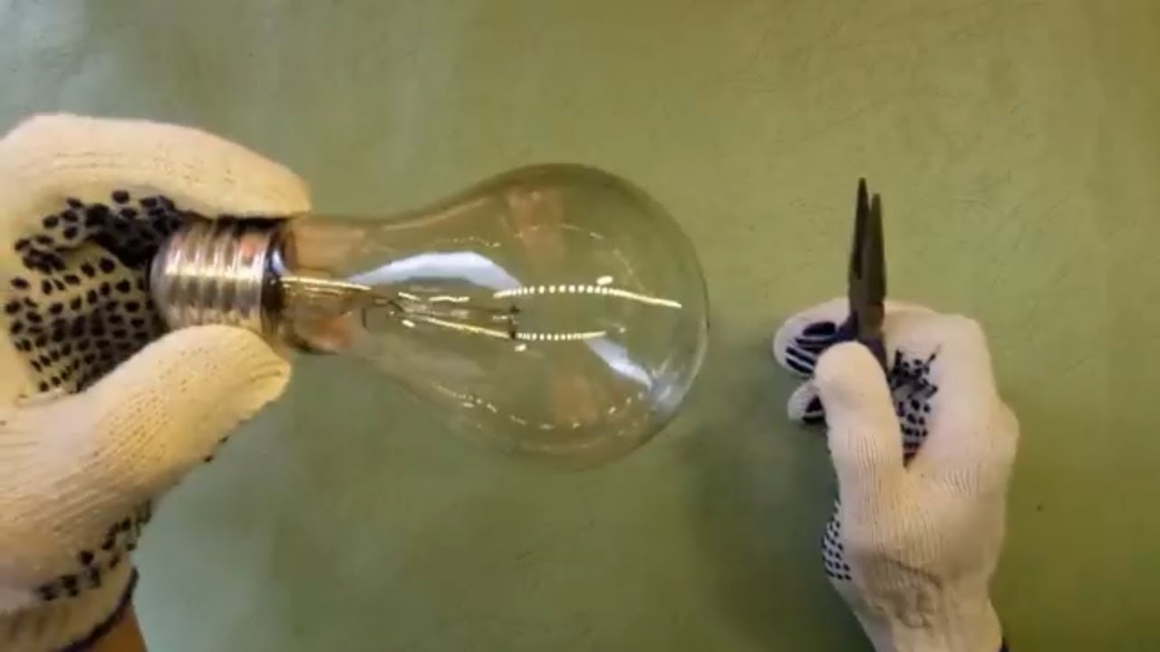 How to disassemble a light bulb / DIY / Как разобрать лампочку / Membongkar  bola lampu / lâmpada - YouTube