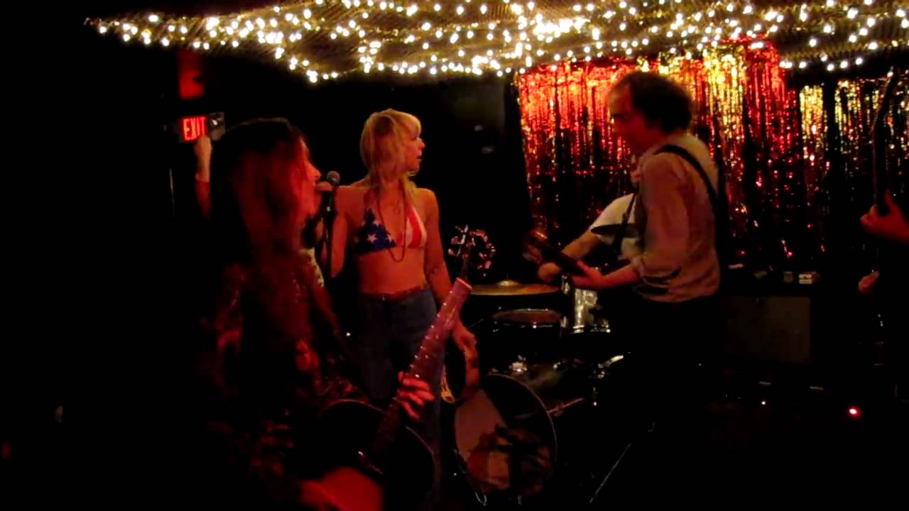 Watch Major Stars - "Low Grade" at Cake Shop on August 28, 2010 on YouTube Watch Major Stars - "Low Grade" at Cake Shop on August 28, 2010 on YouTube