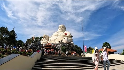 Du Lịch An Giang Trải Nghiệm Đi Cáp Treo Ngắm Cảnh và Thưởng Thức Vẻ Đẹp Núi Cấm Từ Trên Cao