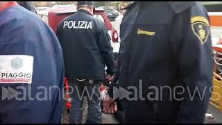 Crotone, dottoressa aggredita con cacciavite: le immagini dell'arresto