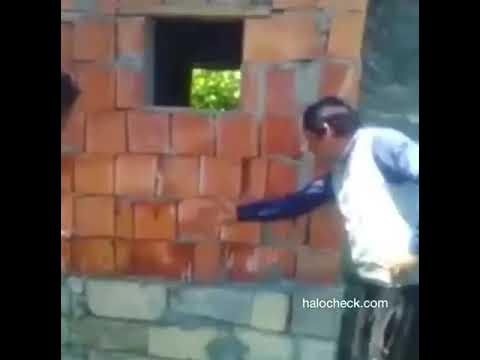 U oz qoliga otirdi va uni sikishni boshladi. Xotinimni televizor qarshisida sikish