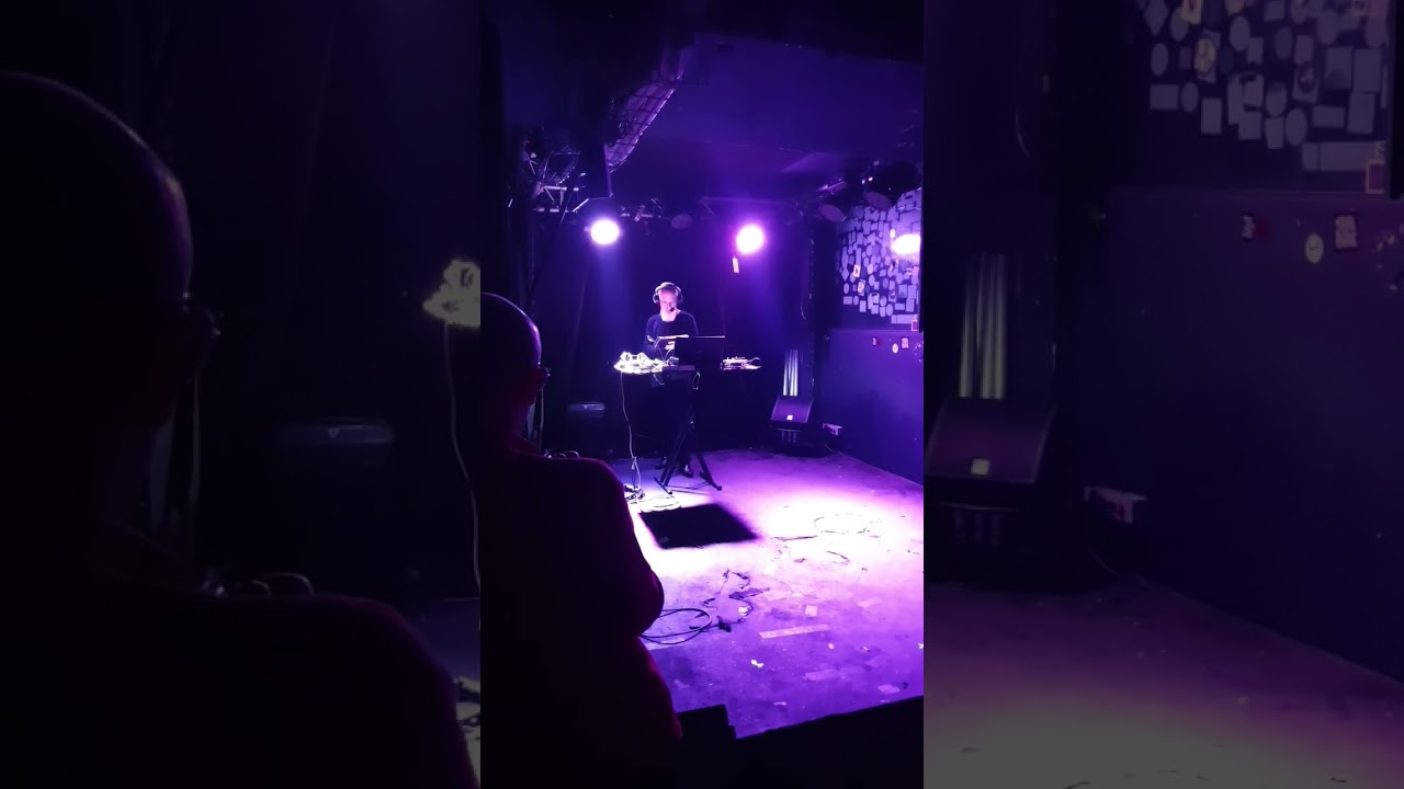 Synthetism, Philippe Laurent Live  at L'International (Paris, France) in June 18, 2023 (excerpt 2)