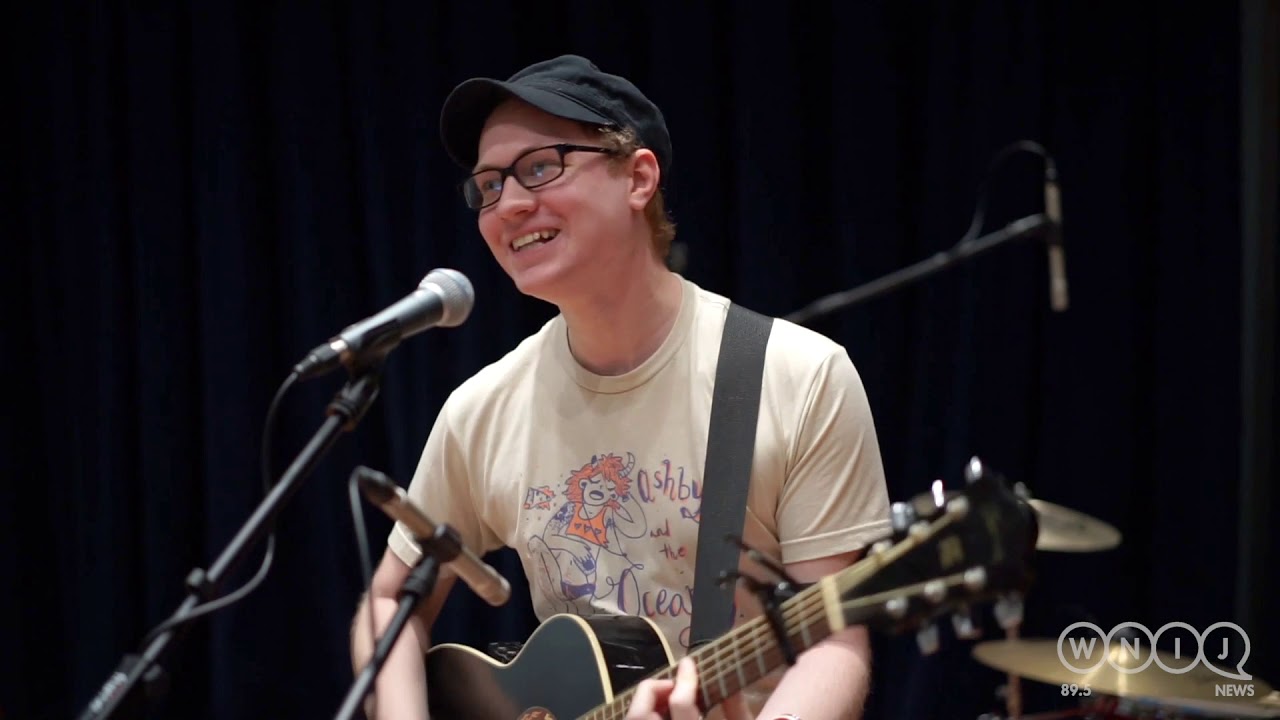 Obejrzyj Davey Dynamite - "Transitions" - Sessions from Studio A w YouTube Obejrzyj Davey Dynamite - "Transitions" - Sessions from Studio A w YouTube
