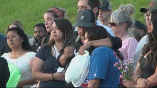 Spokane students honor late classmate with candlelight vigil