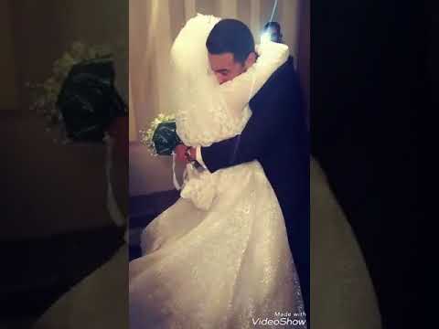 شعور العريس لما شاف عروستوا ب الفستان الابيض احلا حضن