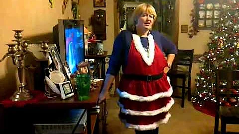 Sarah Zink - Christmas party singing