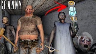 Granny has 2 new weapons in her hand with Angelene spider and Grandpa in New Update Ending