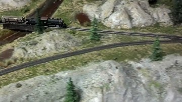 N Scale Logging Camp runaround