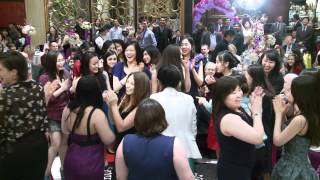 Funny Bouquet Toss - A Chinese Wedding Reception @ Crown Prince Fine Dining & Banquet North York GTA