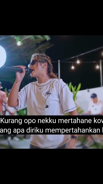 Penonton nyanyi sambil nangis-Nemen by Niken Salindry ft Anekakustik #trendingshorts #nemen #fyp