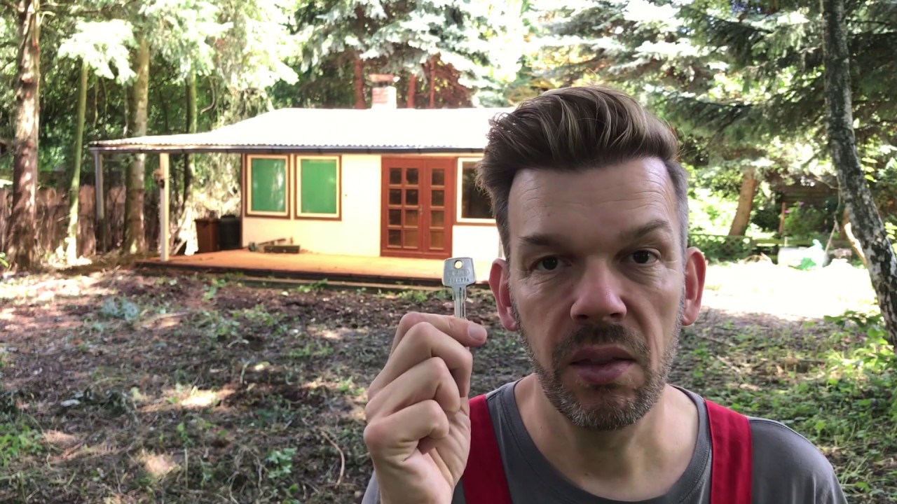 Renovating an abandoned tiny house Part 2 (Halloween edition ;-) - YouTube