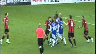 Huddersfield Town v Oldham Athletic - War Of The Roses