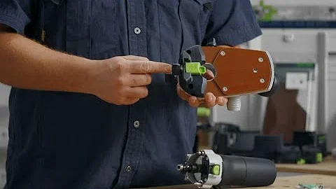 The Festool Edge Bander CONTURO KA 65: trimming and routing