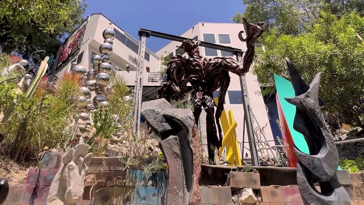 HOLLYWOOD SCULPTURE GARDEN