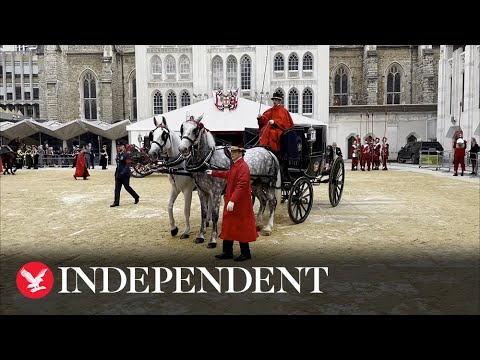 Lord Mayor's show gets underway in London