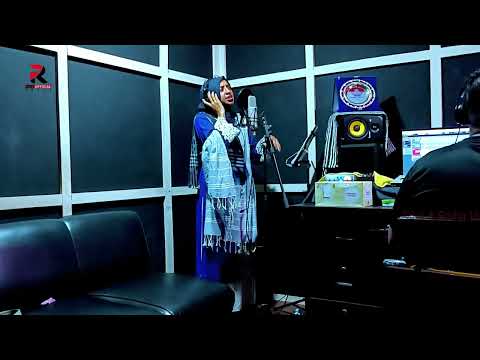 আপন ভাইবা বন্ধুর সাথে বেঁধে ছিলাম ঘর 🎻Studio te Gan Je Vabe Record Kora Hoy 🎷Nowshin