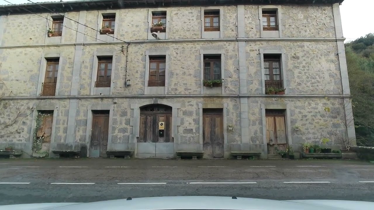 Salida de Regules
