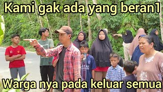 Download Lagu SATU PERUMAHAN KELUAR SEMUA SERING MELINTAS ULAR BESAR DI JALAN INI WARGA BINGUNG HARUS GIMANA MP3 Download Lagu SATU PERUMAHAN KELUAR SEMUA SERING MELINTAS ULAR BESAR DI JALAN INI WARGA BINGUNG HARUS GIMANA MP3