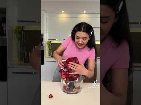 ايسكريم ميكس فراوله وموز من الشيف الجميله زينب التركيه Icecream ايس كريم وصفات سهلة Food