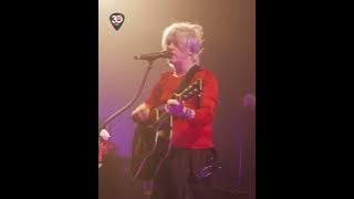 Indochine - No name - Concert tres tres prives jacques chirac - RTL2 - 2025 - Vidéo RTL2 Facebook