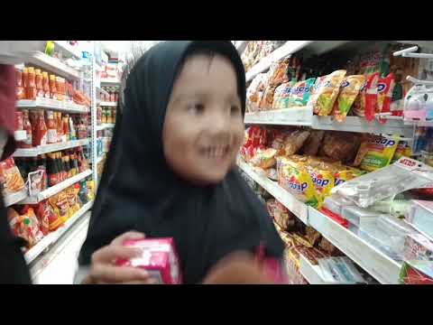 Princes diva jajan di indomaret YouTube