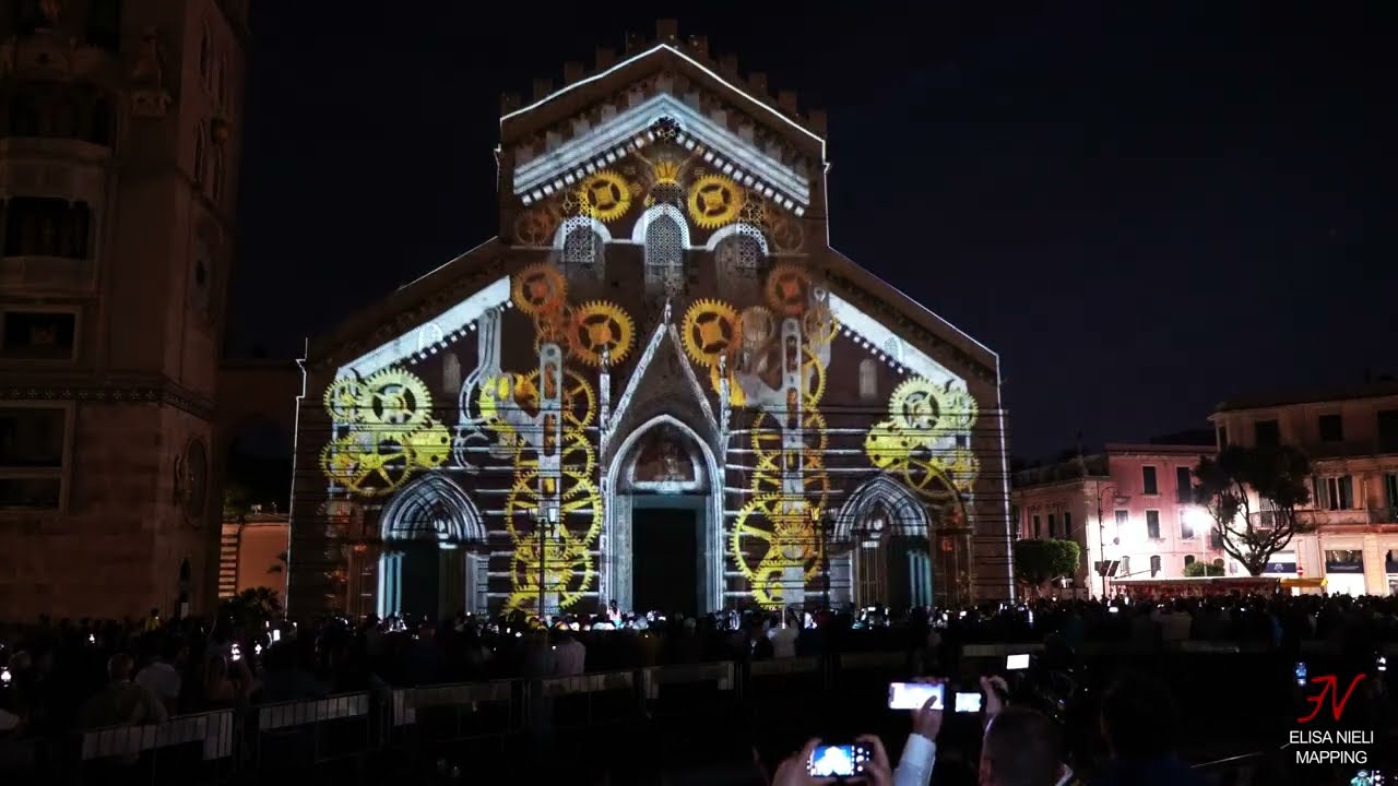 Spettacolare Video Mapping sul Duomo di Messina in onore della Madonna della Lettera 2 Video Mapping in occasione dei festeggiamenti della Madonna della Lettera patrona di Messina.