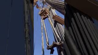 Service Rig #Rig #Ad #Drilling #Oil #Tripping