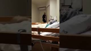 Hastanede Yatan Annesine Asker Oğlunun Sürprizi Allah Kimseyi Anasız Evlatsız Koymasın.