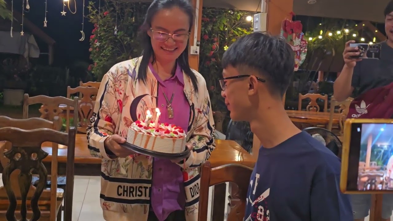สุดซึ้ง! น้ำตาแทบไหล เมื่อน้ำมนต์ขอพรเนื่องในวันคล้ายวันเกิดตัวเองแบบนี้ #ป้าแต๋นชาเเนล 