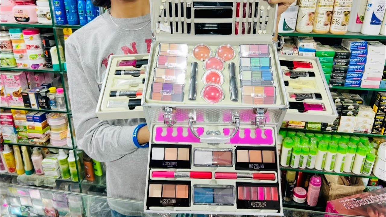 World Big Makeup Kit Collection || World Big Makeup Vanity Box