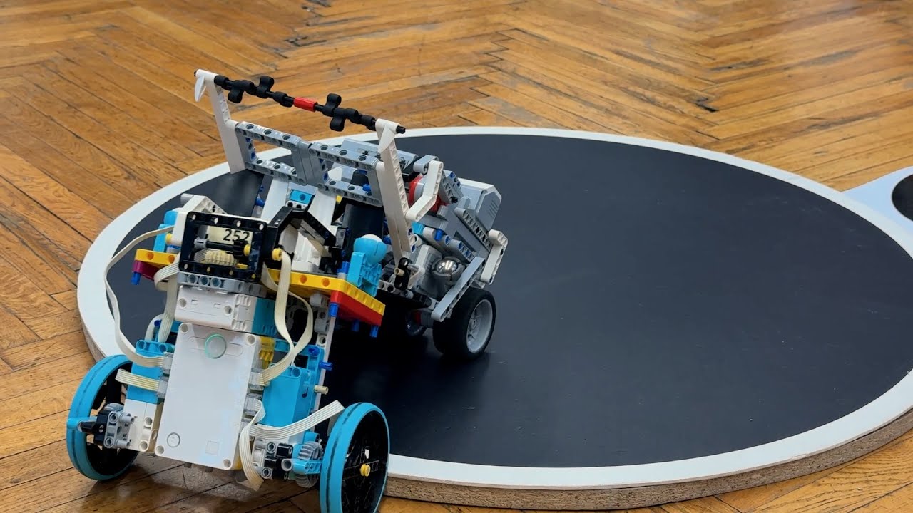 Robotikas kauss 2025