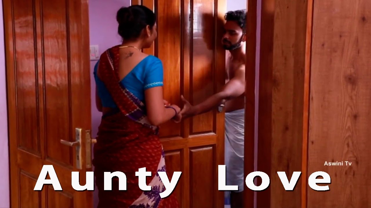 Desi aunty romance video