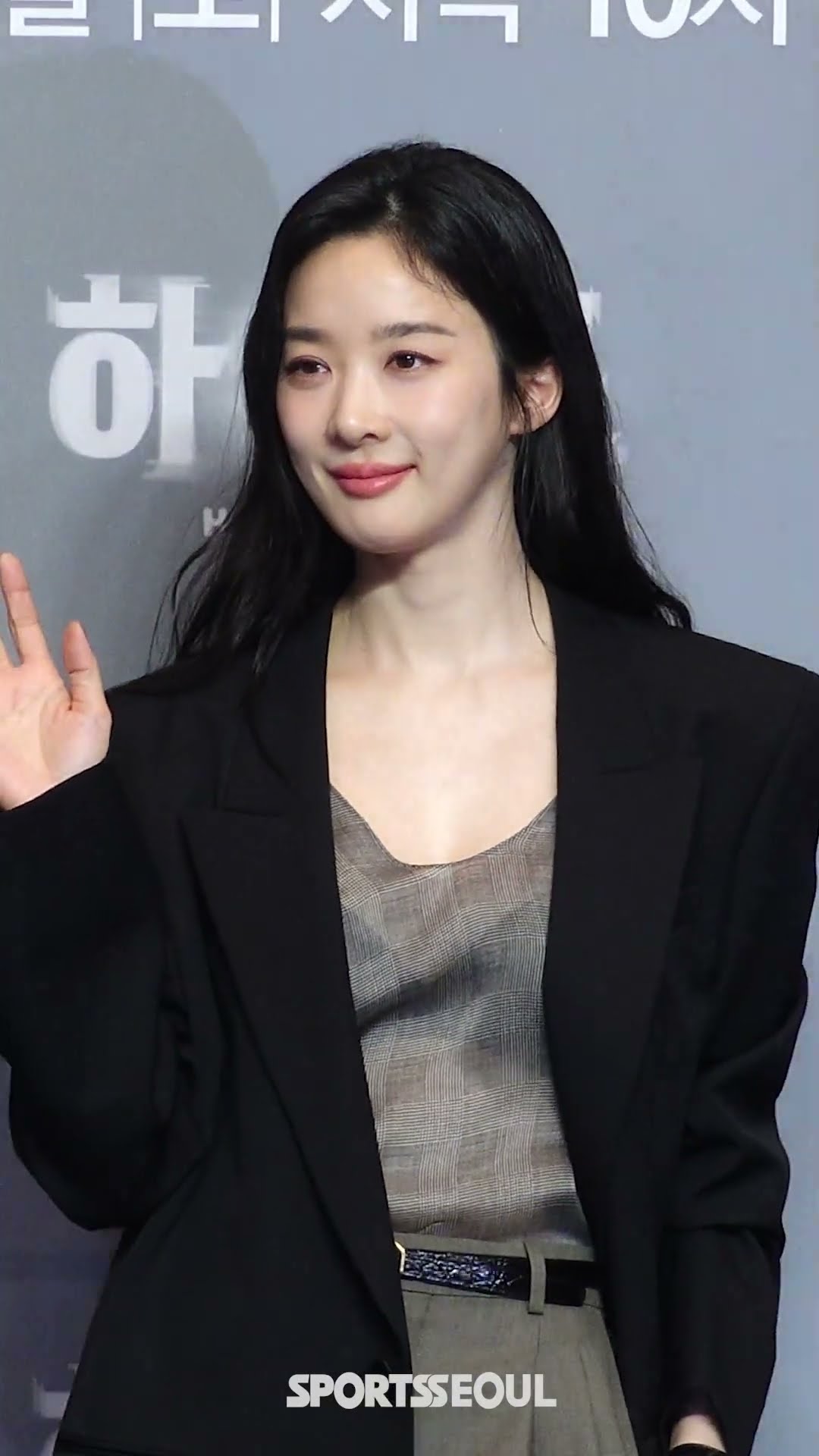 이청아, 은근한 시스루로 '멋쁨 폭발' #하이드