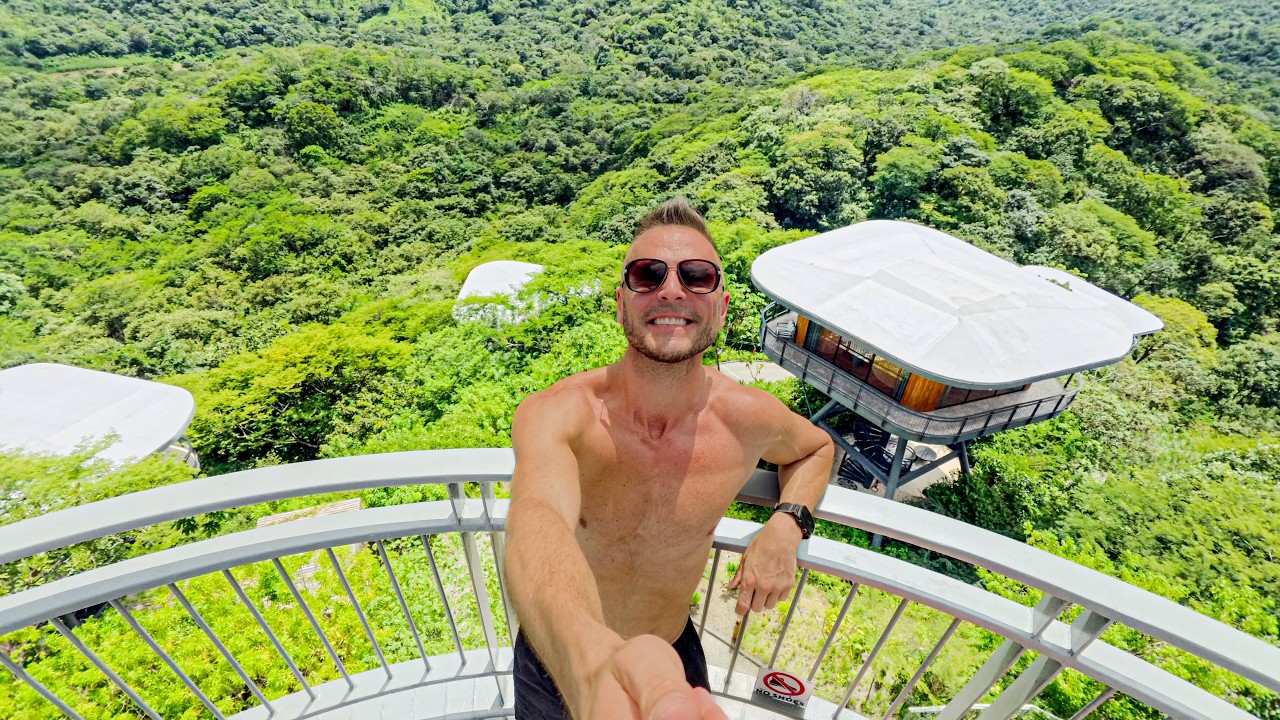 Staying in a LUXURY MAGICAL TREEHOUSE Resort in Costa Rica = Unforgettable 🤩