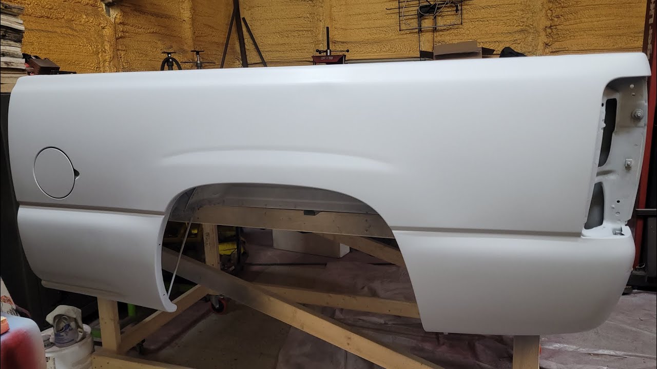 Spraying epoxy primer and high build primer. 