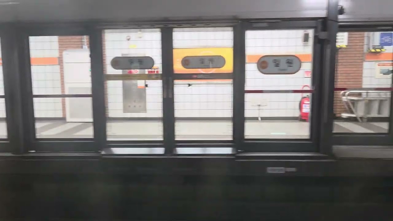 서울교통공사 3호선을 타고 가락시장역에서 도곡역까지 다녀왔습니다.