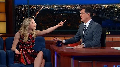 Saoirse Ronan Tries To Teach Stephen An Irish Accent - DayDayNews