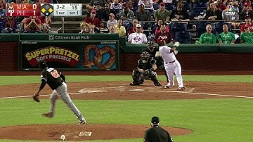 MIA@PHI: Franco plates Herrera with a double to left