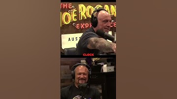 Joe Rogan does smelling salts #podcast #joerogan #funny