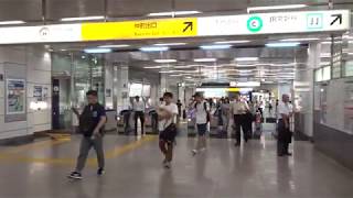 つくばエクスプレス線北千住駅の南改札口の風景