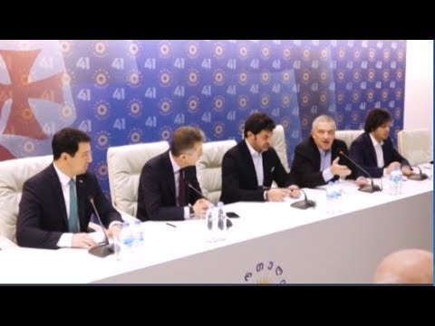 ბიძინა ივანიშვილი საპარლამენტო უმრავლესობას შეხვდა - ჩავარდება თუ არა პროექტი