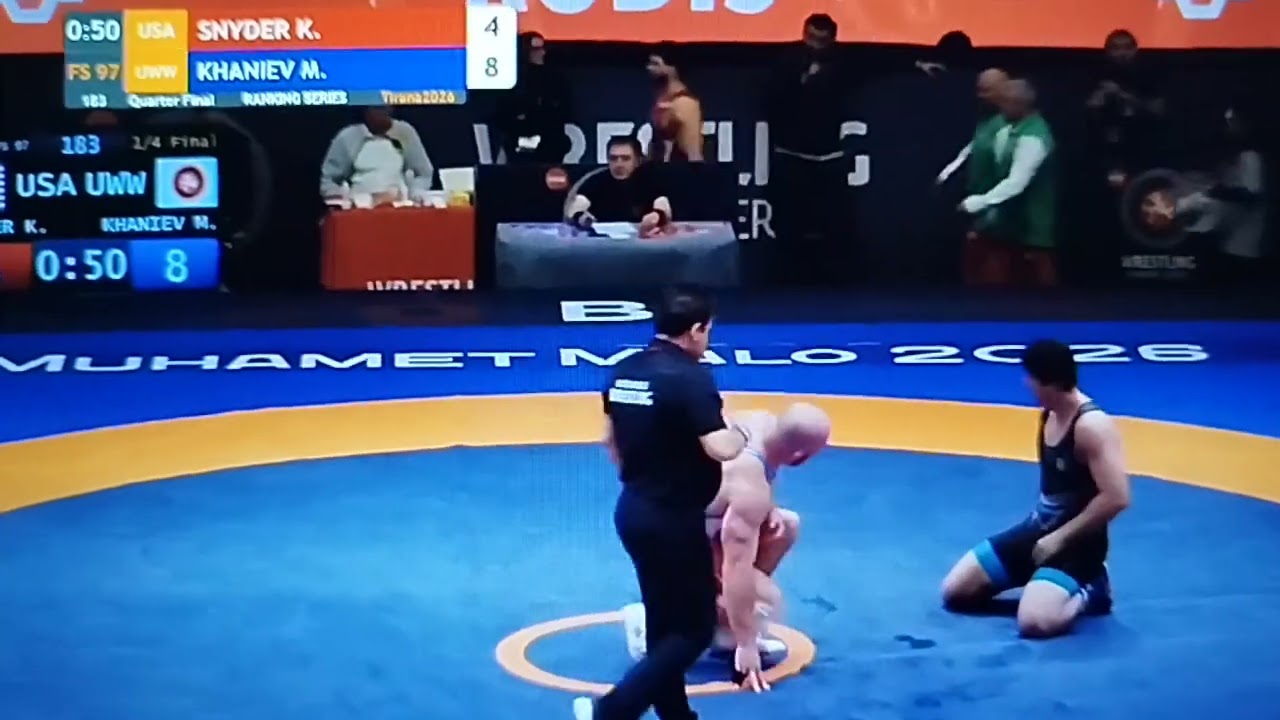 Кайл Снайдер - Мухамет Тахир Ханиев, второй период