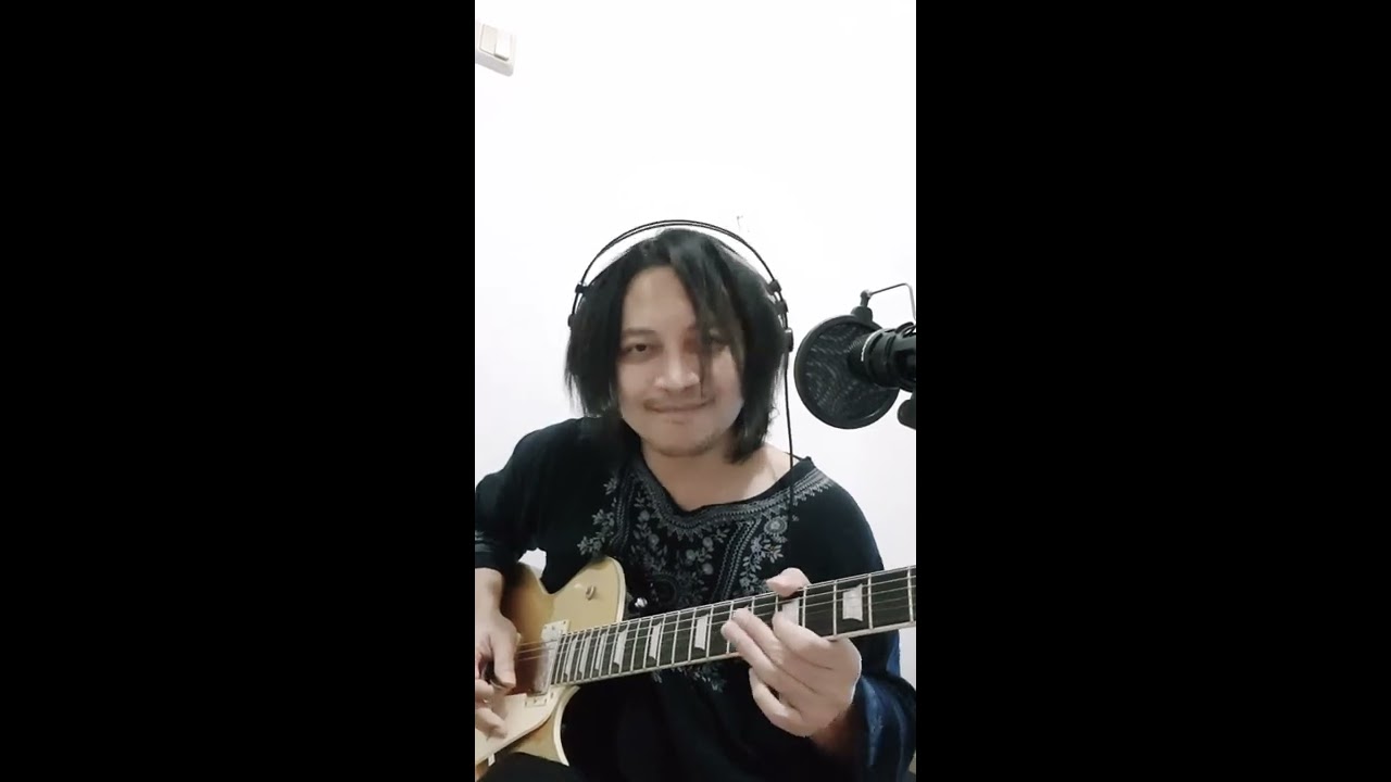 Lead Guitar Ceria J Rocks By Iman J Rocks With Larry Carlton Guitar Vertical Video