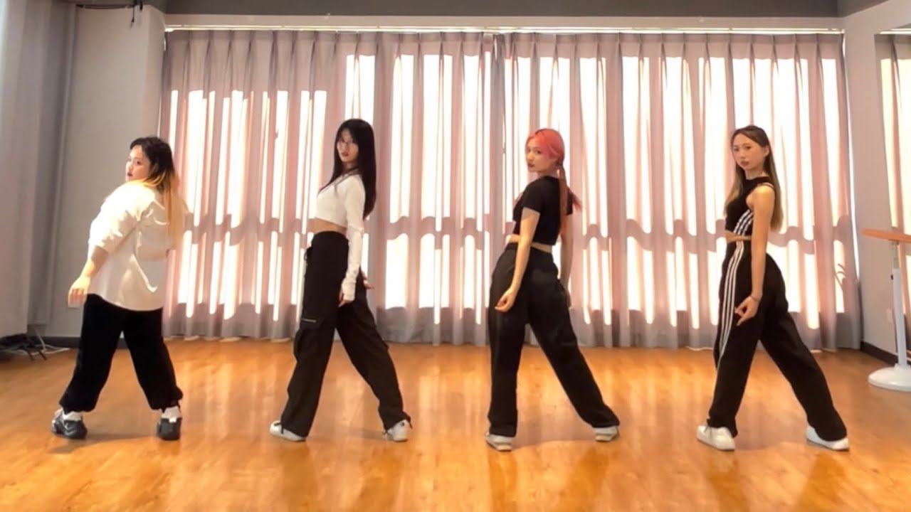 Kiss Your Lips—WJSN The Black Choreography by Pudding WJSNofficial
